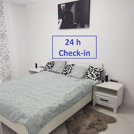 New Transilvania Apartment Cluj-Napoca Buitenkant foto